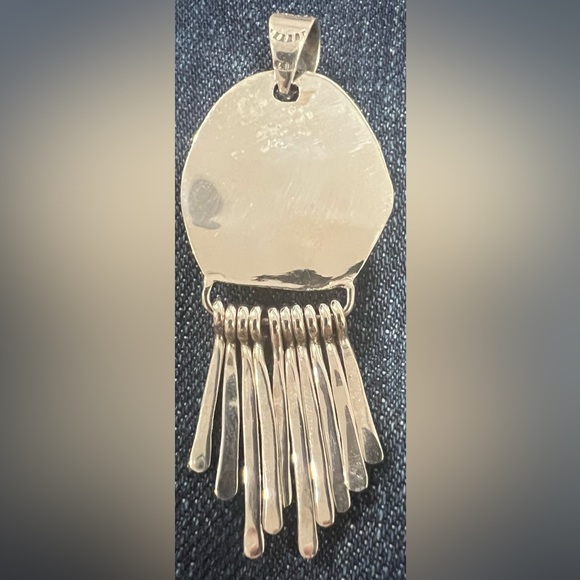 10/28–55 Handmade Sterling Silver and Turquoise Pendant - Picture 2 of 4